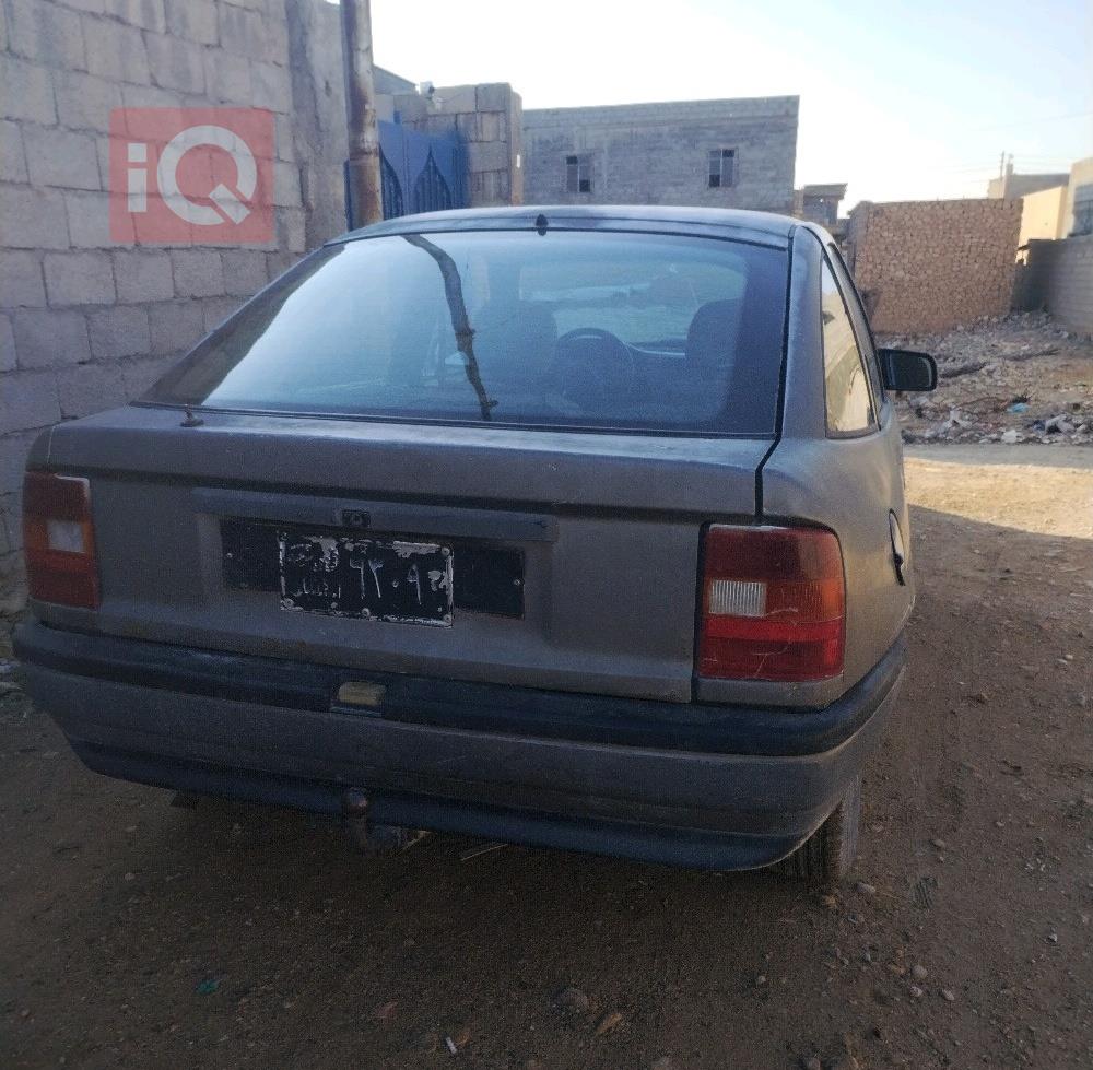 اوبل فيكترا